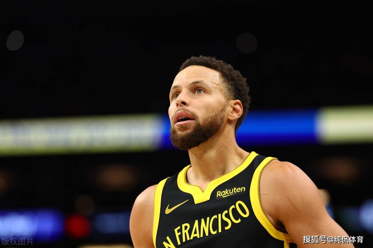 杜兰特焦点对战,JackeyLove与70激战公牛分钟,比赛局势复杂胜负难料!引发球迷热议 杜兰特焦点对战,JackeyLove与70激战公牛分钟,比赛局势复杂胜负难料!引发球迷热议