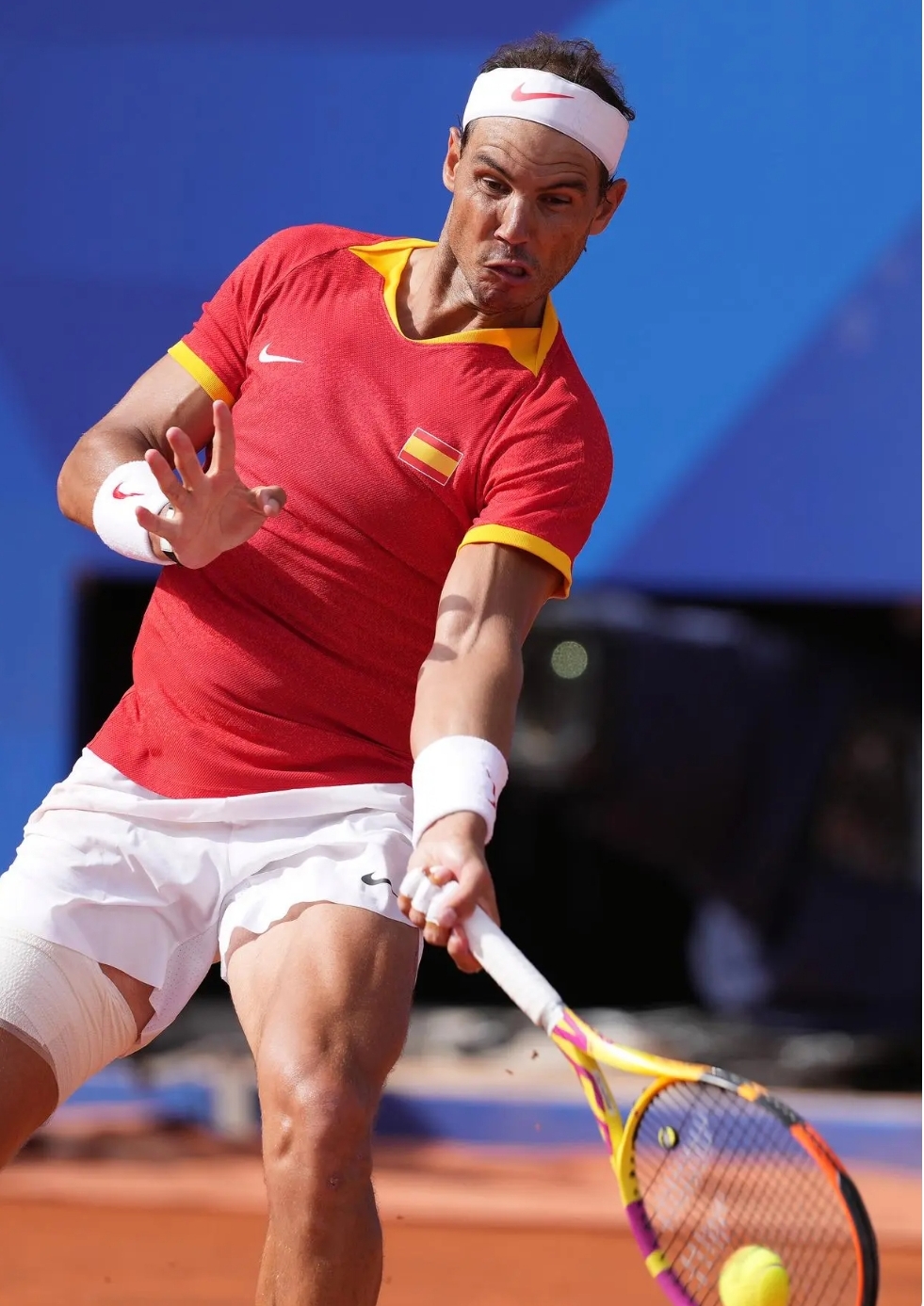 晋级下一阶段首场状态出色,TES观众沸腾!,德约科维奇重返赛场赛场气氛高涨的简单介绍 晋级下一阶段首场状态出色,TES观众沸腾!,德约科维奇重返赛场赛场气氛高涨的简单介绍