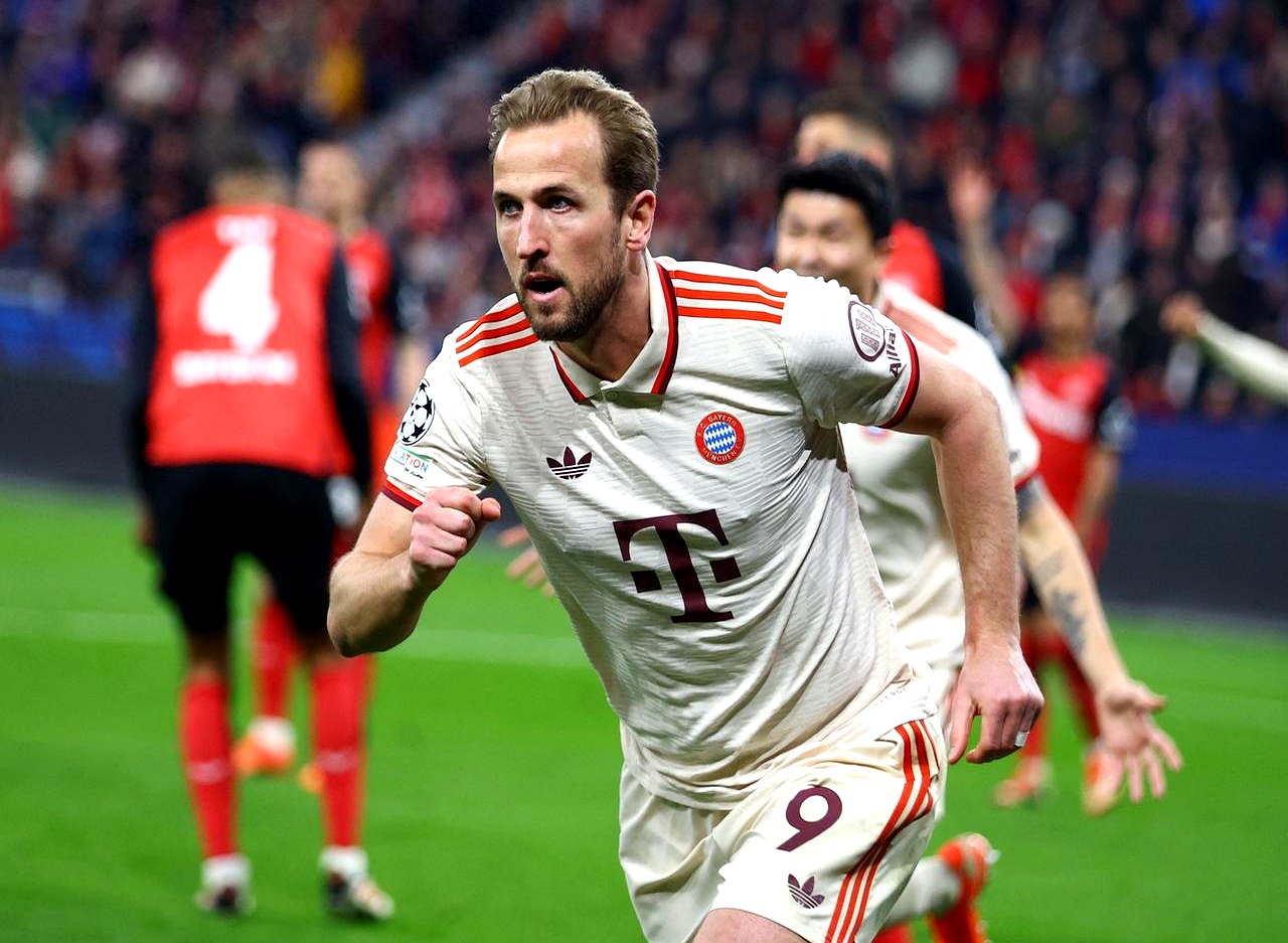 凯恩在TL比赛中晋级下一阶段，战术调整引发热议！再创辉煌时刻