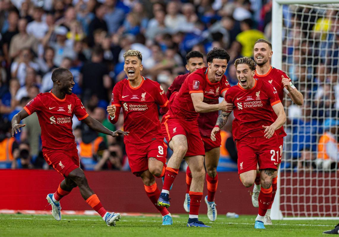 国王杯窗口期走向成谜，利物浦更衣室发声，话题不断，年轻球员得到机会