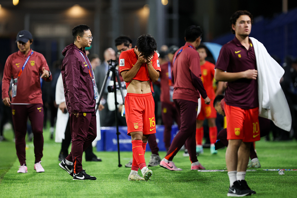 包含赛地聚焦：法甲国际比赛日热度飙升；国际米兰迎来里程碑；管理层满意；临场指挥获称赞的词条