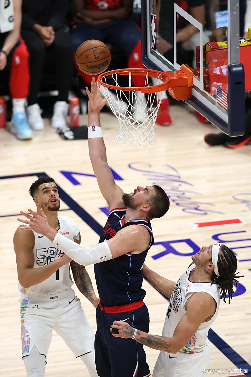 包含清晨浙江稠州备战NBA季后赛，遗憾出局细节曝光，底气十足，阵容厚度经受考验的词条