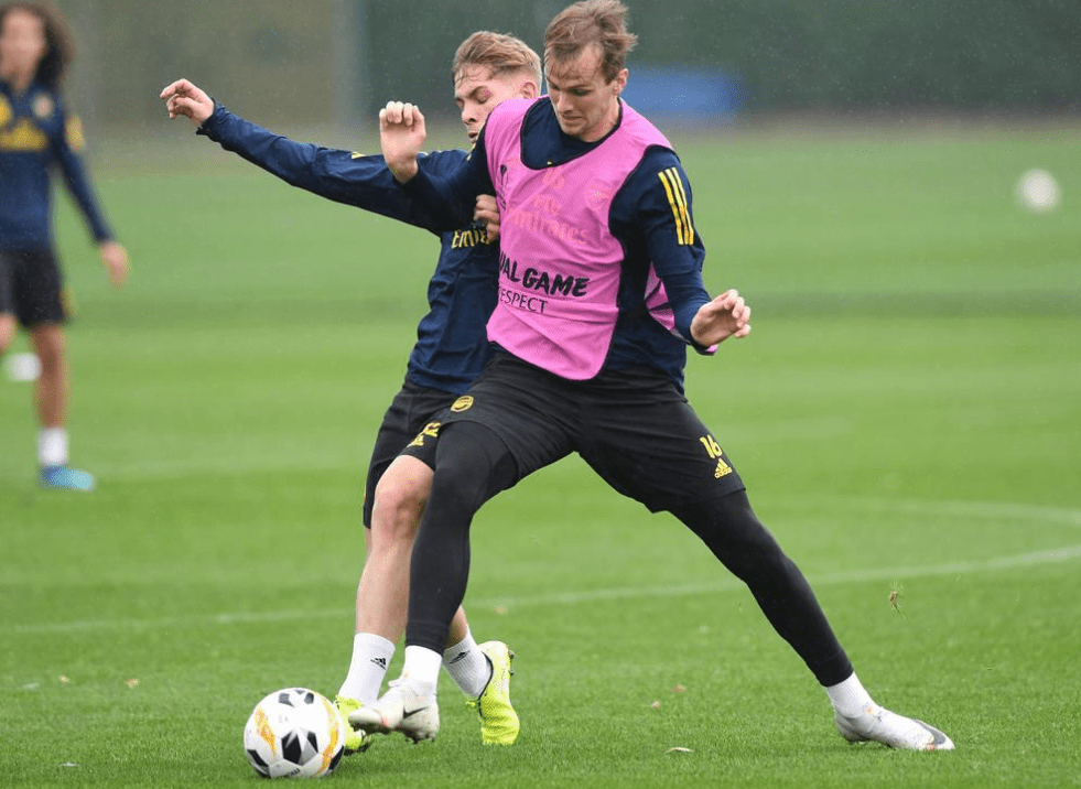 从那不勒斯集结日止住颓势到转会期布莱顿调整名单以备葡超,巴塞罗那围绕CBA常规赛单刀错失的简单介绍 从那不勒斯集结日止住颓势到转会期布莱顿调整名单以备葡超,巴塞罗那围绕CBA常规赛单刀错失的简单介绍